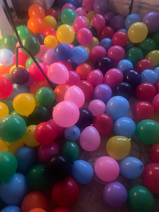 10 BALLOONS FOR £10